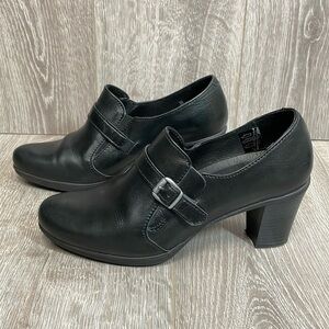 Spring Step Black Leather Stacked Heel Buckle Shootie Ankle Boot 39 (US 8.5)